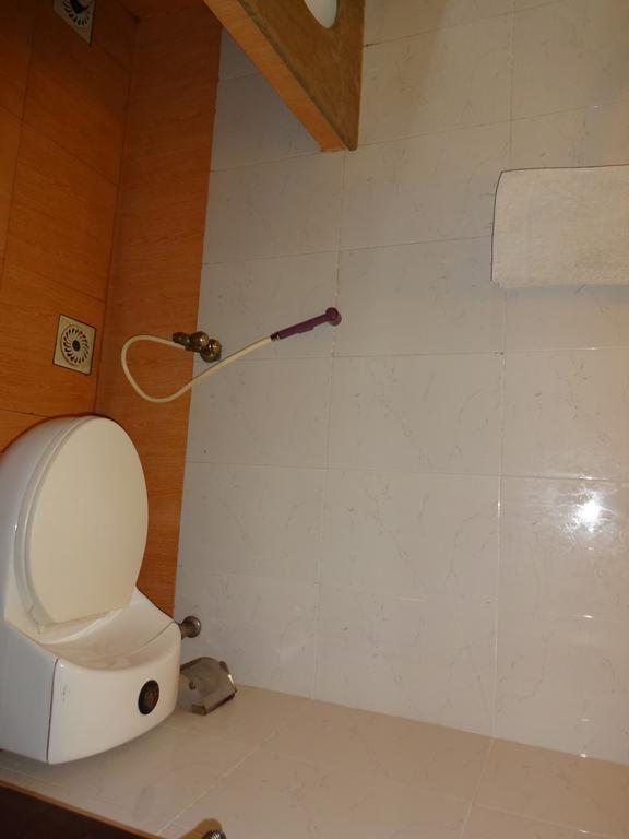Safari Hotel Upper Mall Lahore Værelse billede